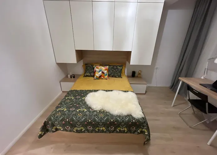 Rose Luxury Palace 公寓